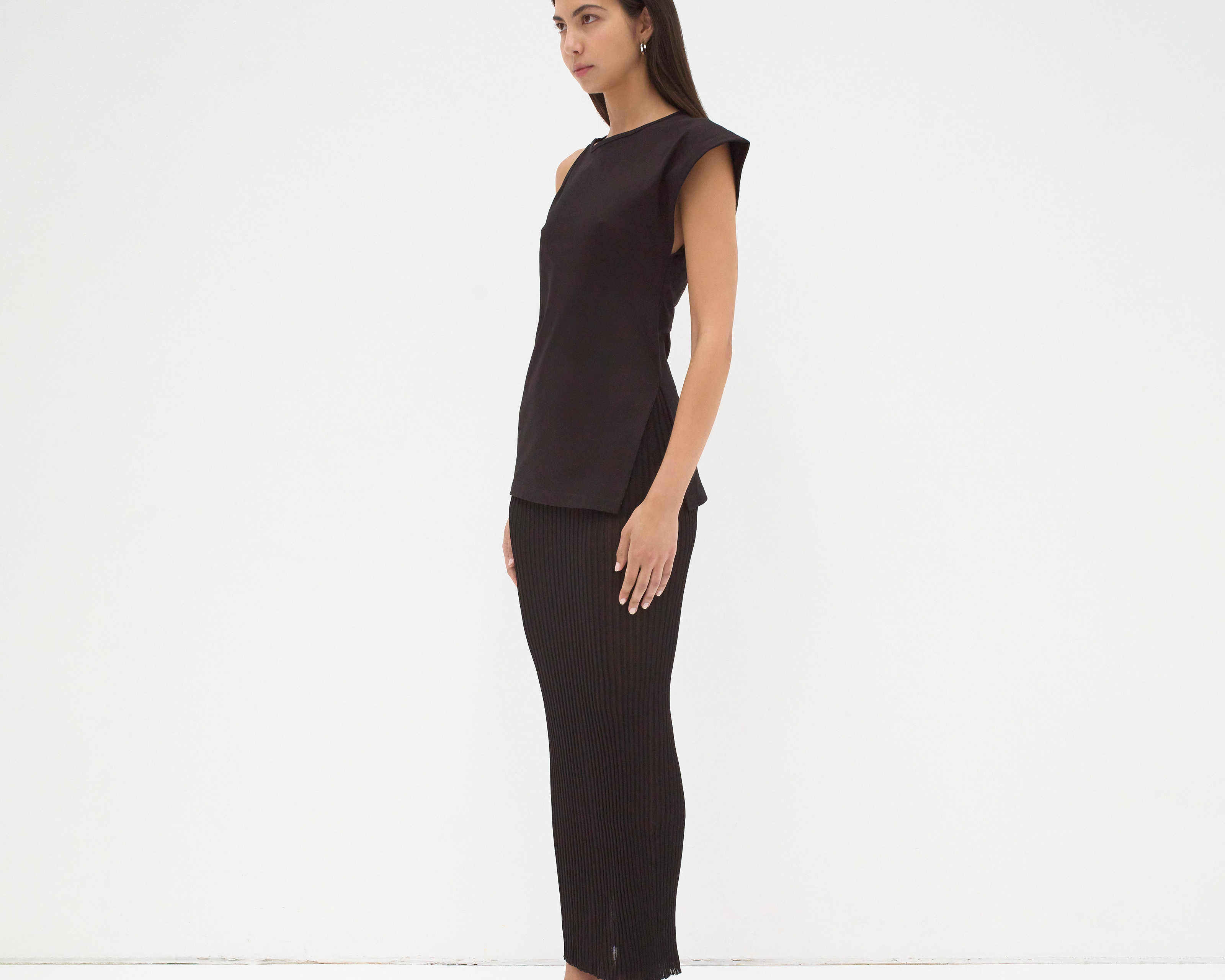 The Asymmetric Tee in Black - Side View