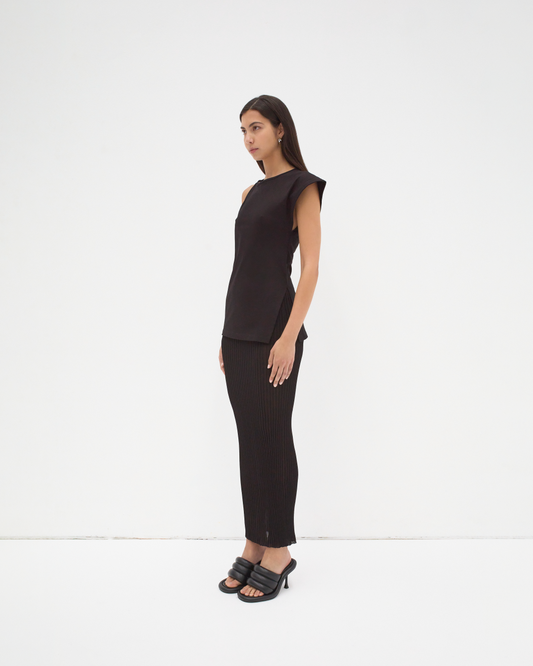 The Asymmetric Tee - Black