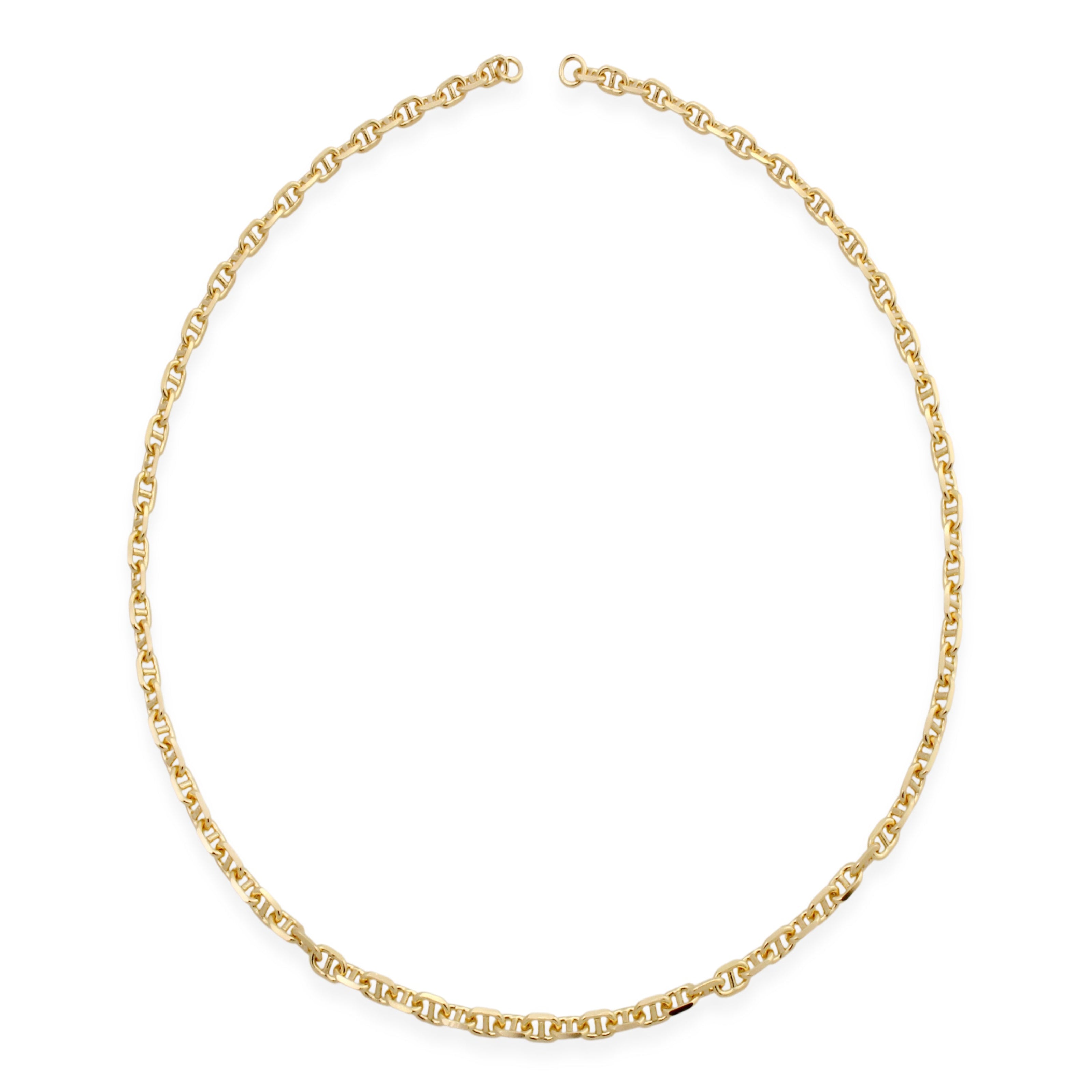 Anchor Chain Necklace Close Up Sener Besim