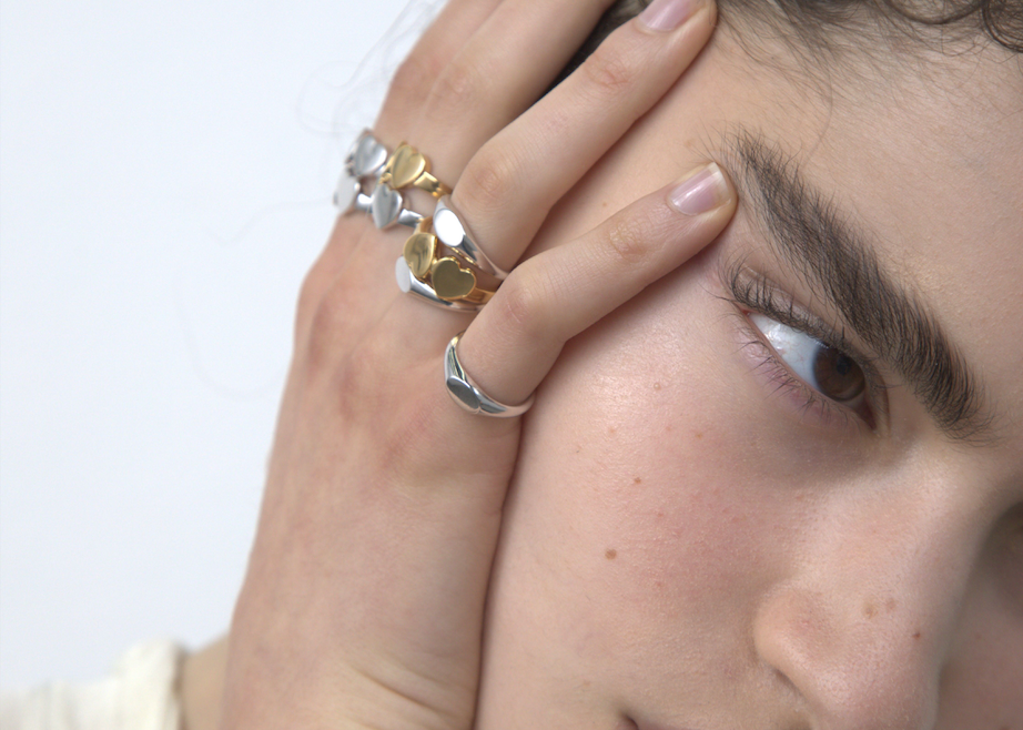 Double Heart ring on model sener besim ring stack