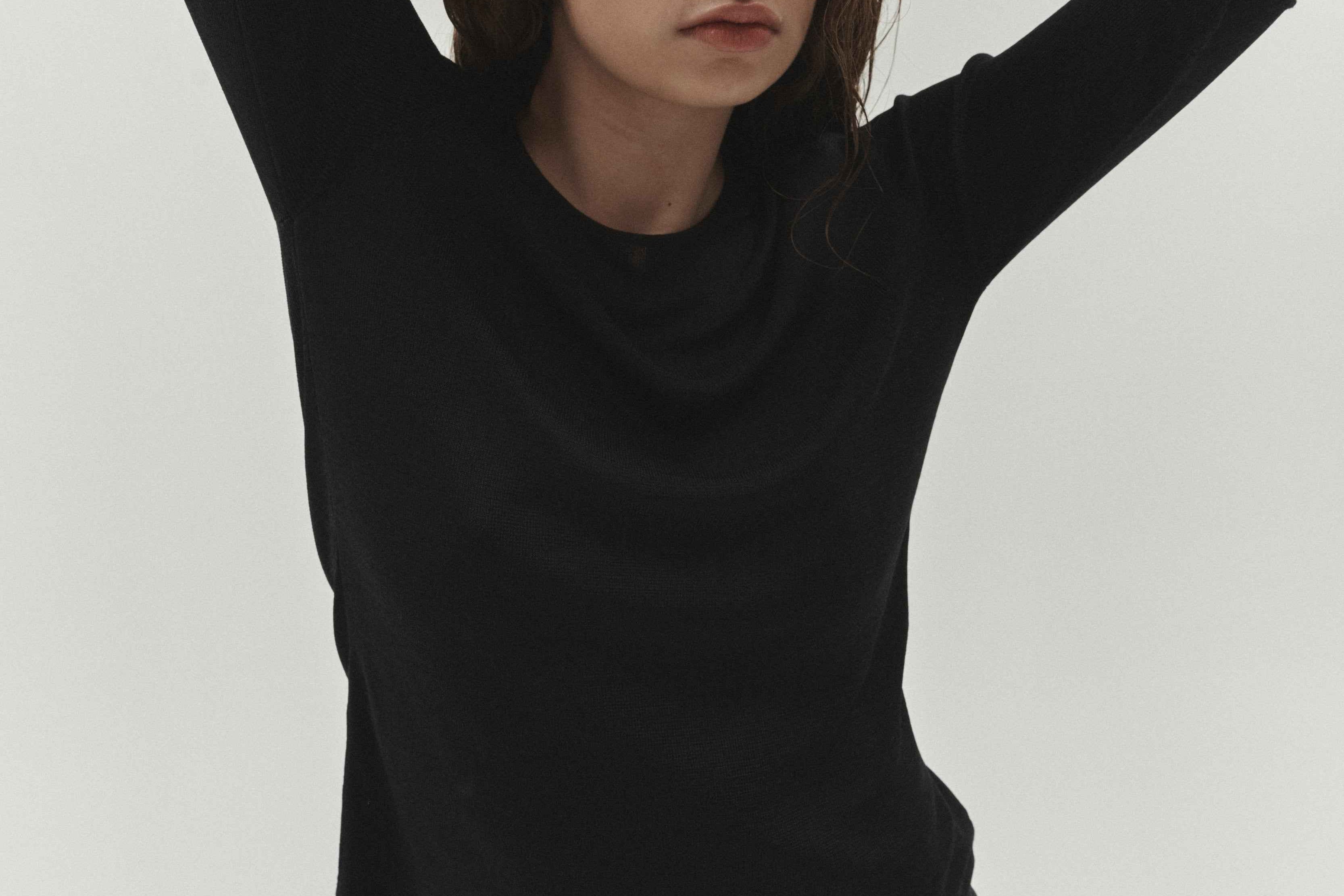 Elbow Cut Out Top