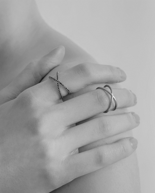 Geometric Cross Ring - Sapphire
