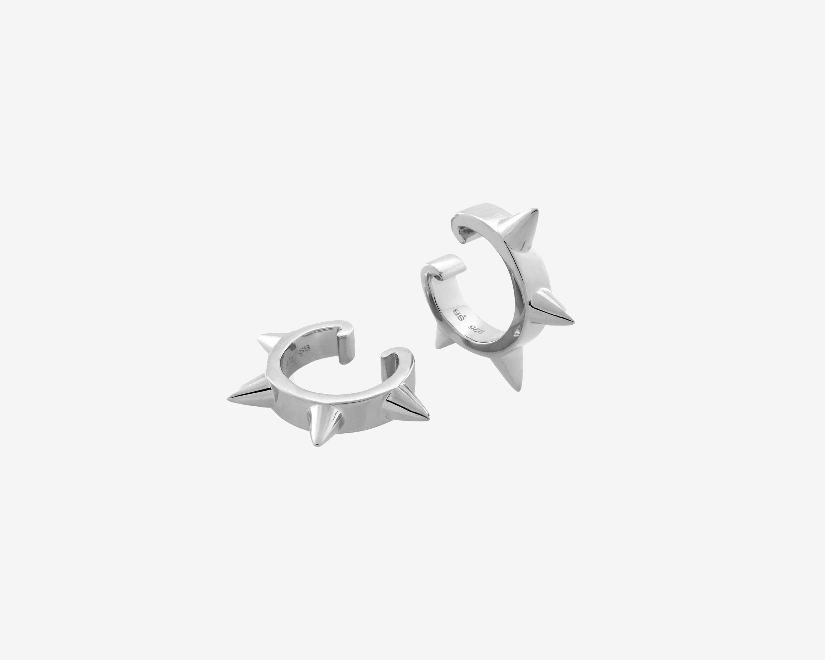 Şener Besim Multipoint Ear Cuff in silver rhodium plating, flat lay