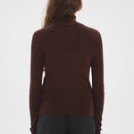 Thumbhole Turtleneck Chocolate