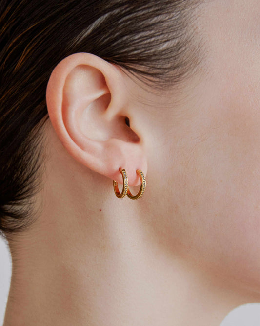      sener-besim-circle-pave-huggie-gold-black-diamond-earrings