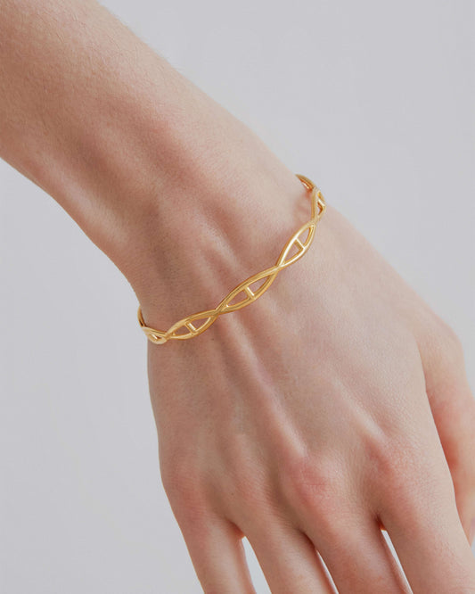 sener-besim-helix-bangle-round-gold-bracelets