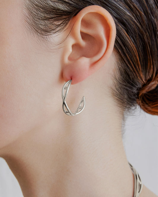      sener-besim-medium-helix-hoop-earring-silver