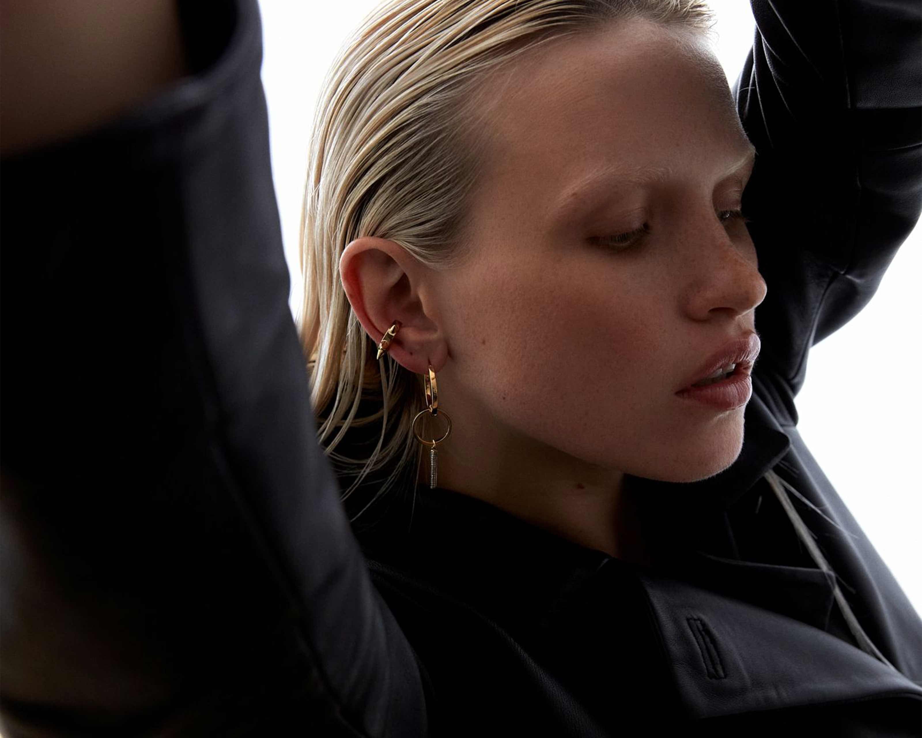 Şener Besim Multipoint Ear Cuff gold worn, Spike Series, 14ct gold plating editorial