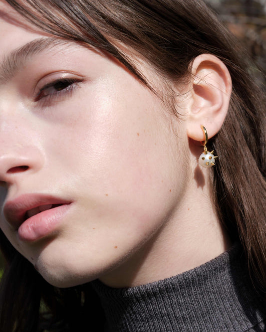 sener-besim-pearl-spike-earring-gold2