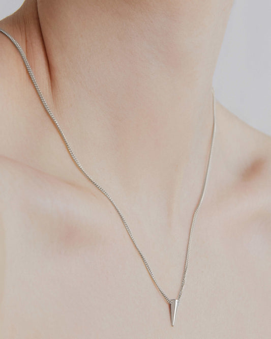      sener-besim-single-point-necklace-silver