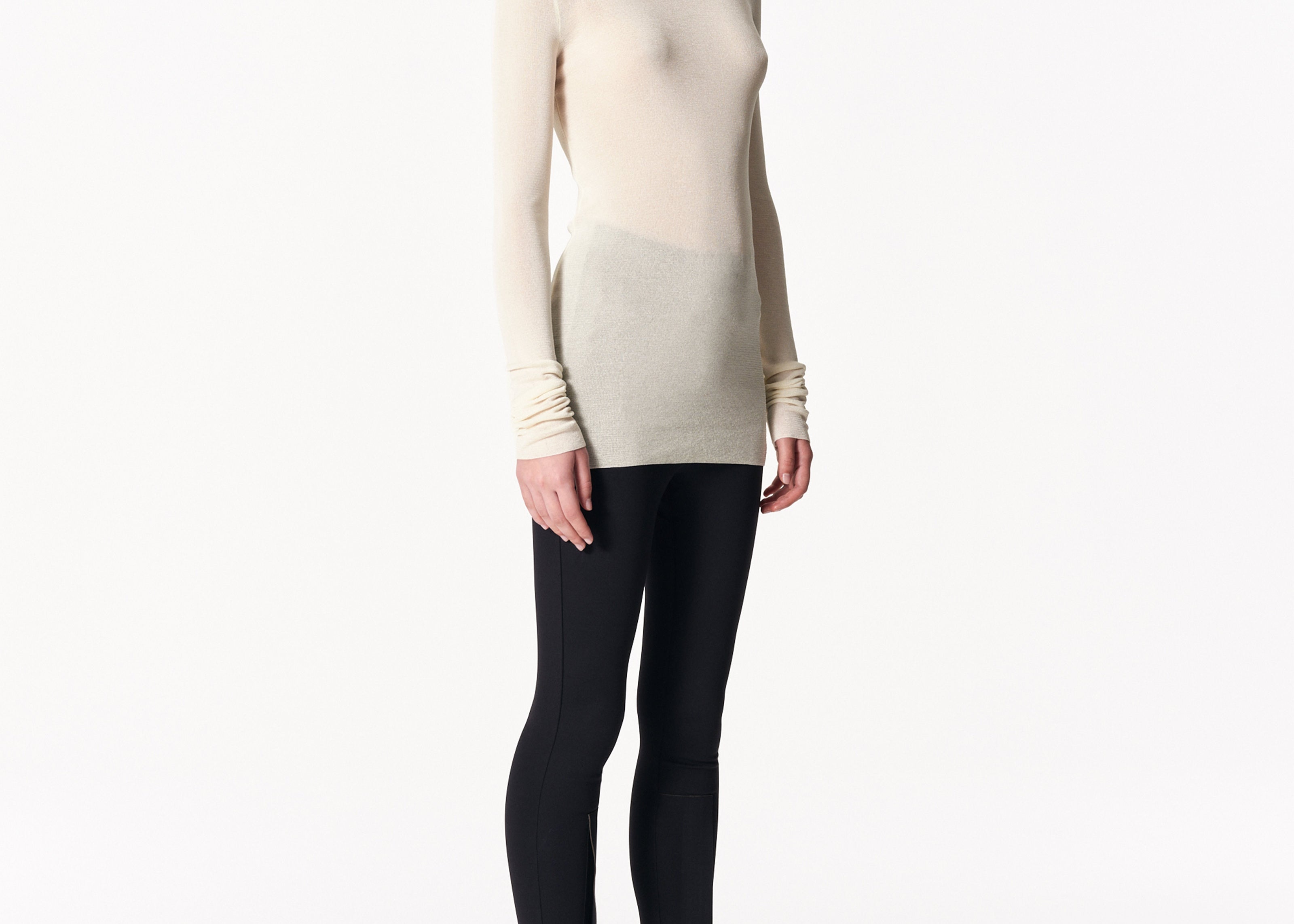 sener-besim-the-thumbhole-crewneck-ecru-knitwear