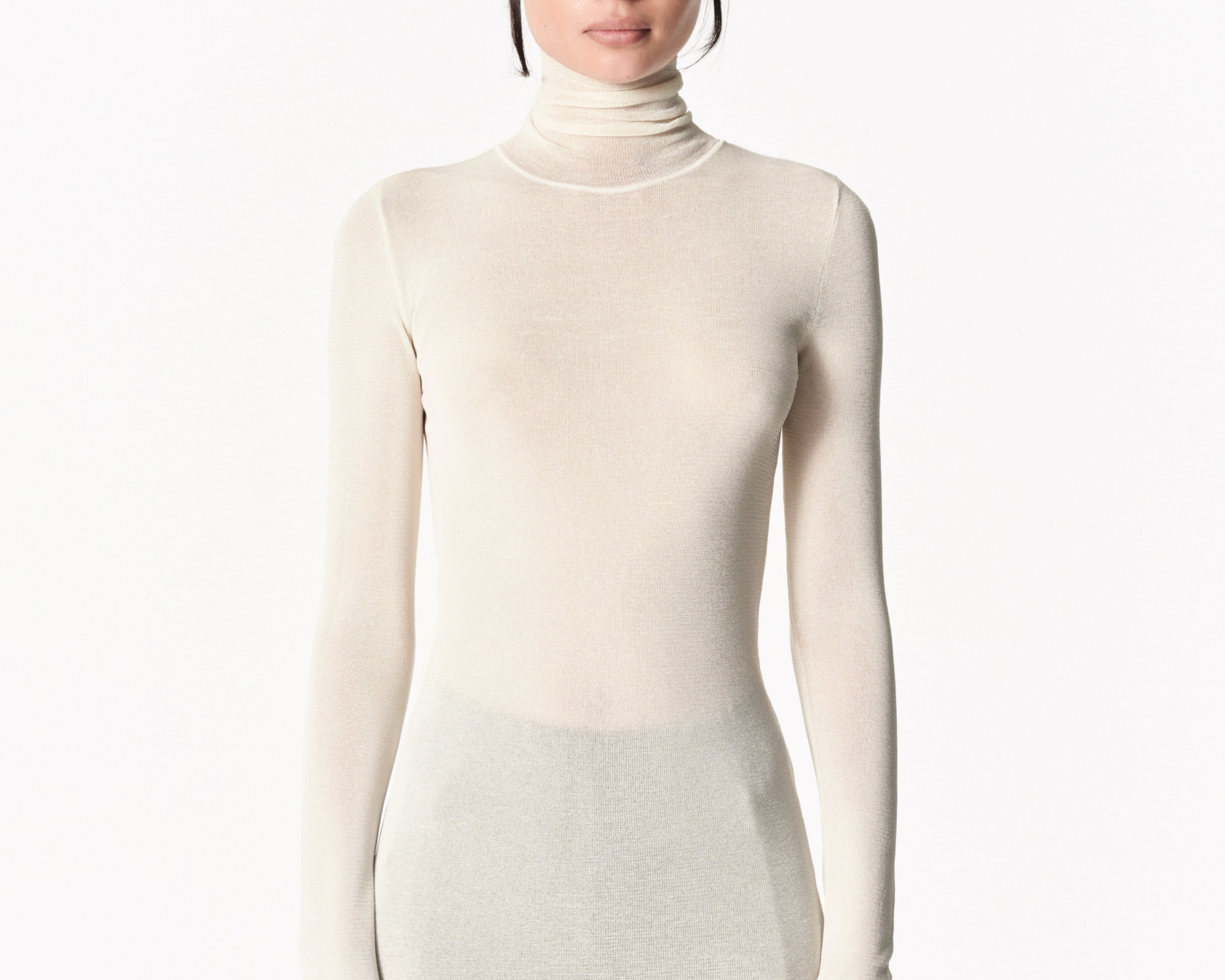 The Thumbhole Turtleneck in stretch fabric Ecru — Şener Besim