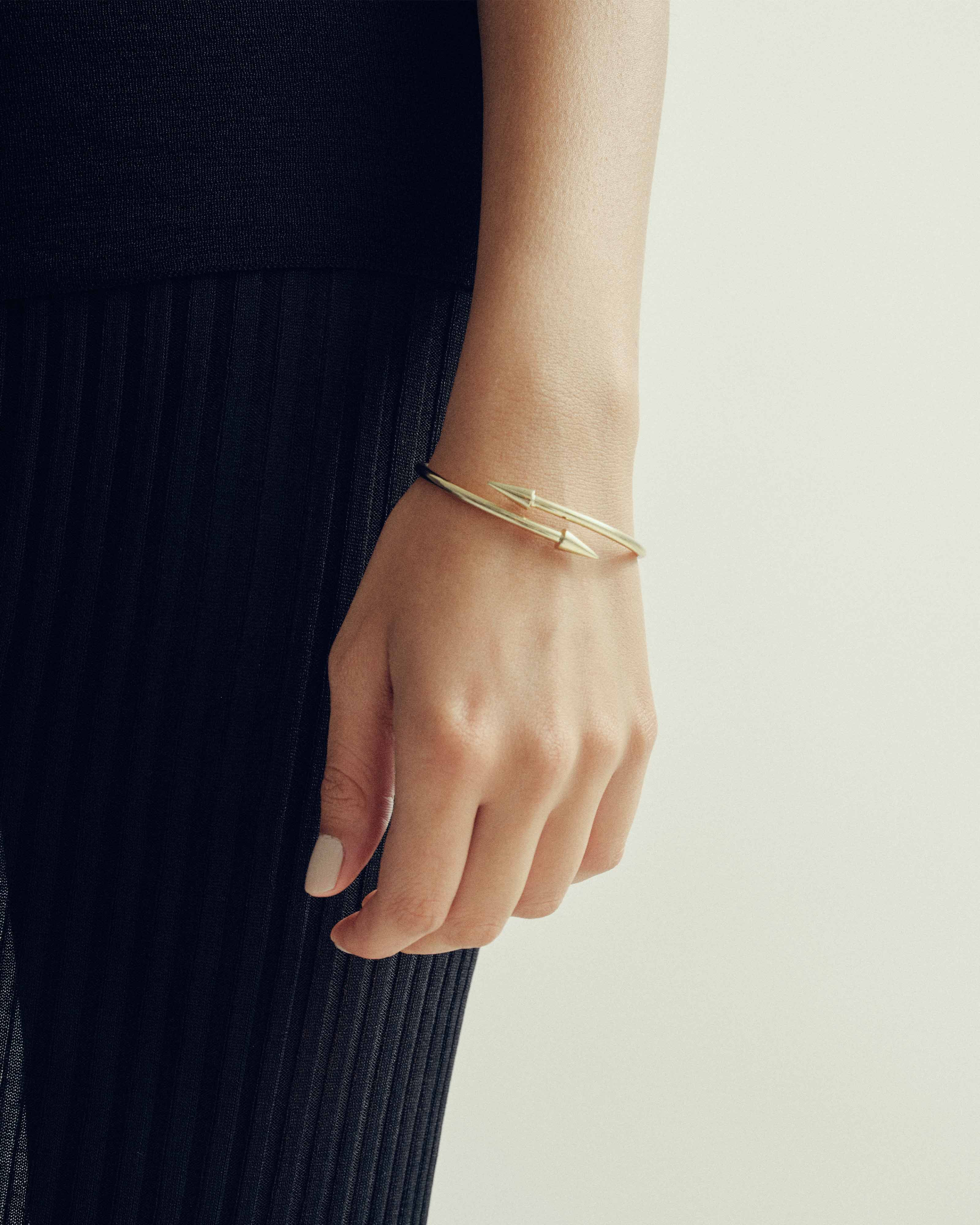 sener-besim-two-point-bangle-gold-bracelets