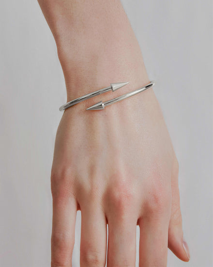 sener-besim-two-point-bangle-silver-bracelets