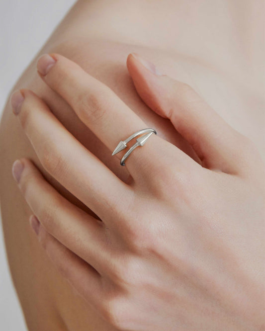      sener-besim-two-point-ring-silver-rings
